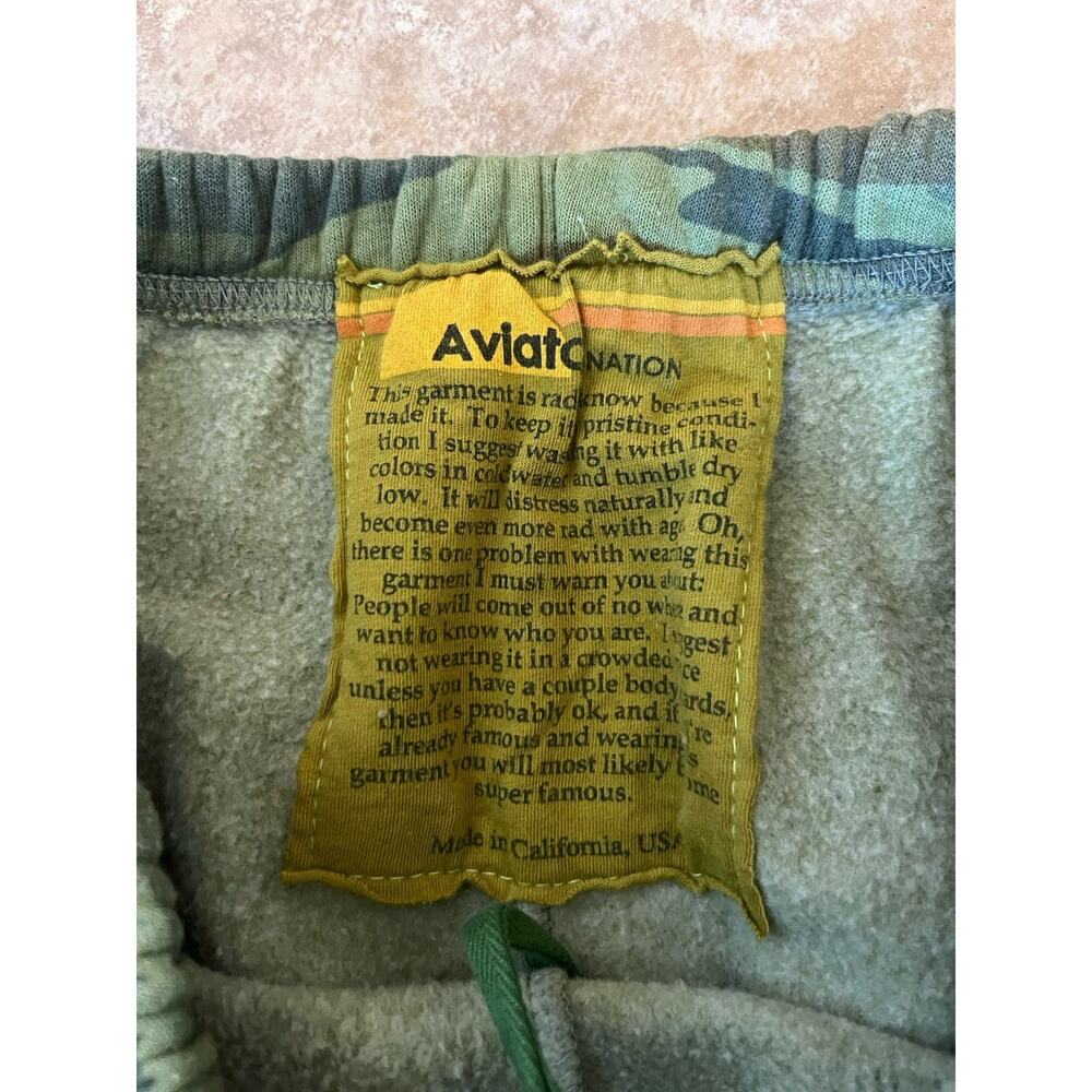 Nwot AVIATOR NATION Sweatpants Large Camo Logo Venice CA Spellout Jogger - Picture 4 of 7